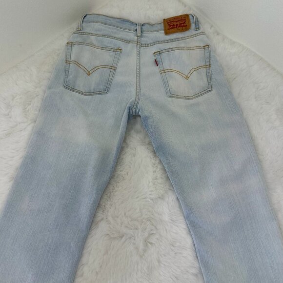 Levi’s Boys Light Wash Jeans - Picture 5 of 10